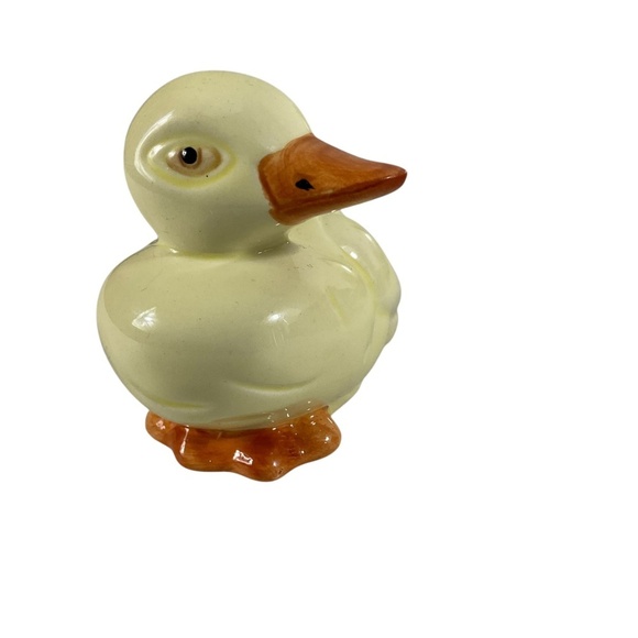 Vintage Ceramic Duck Figurine Pale Yellow with Orange Beak and Feet 4” x 2” x 3 - Picture 3 of 12